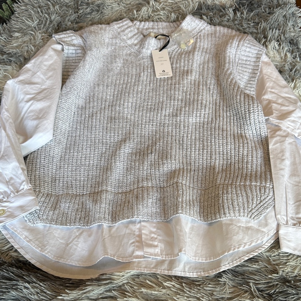 R—Pink Rose Gray Knit Sweater